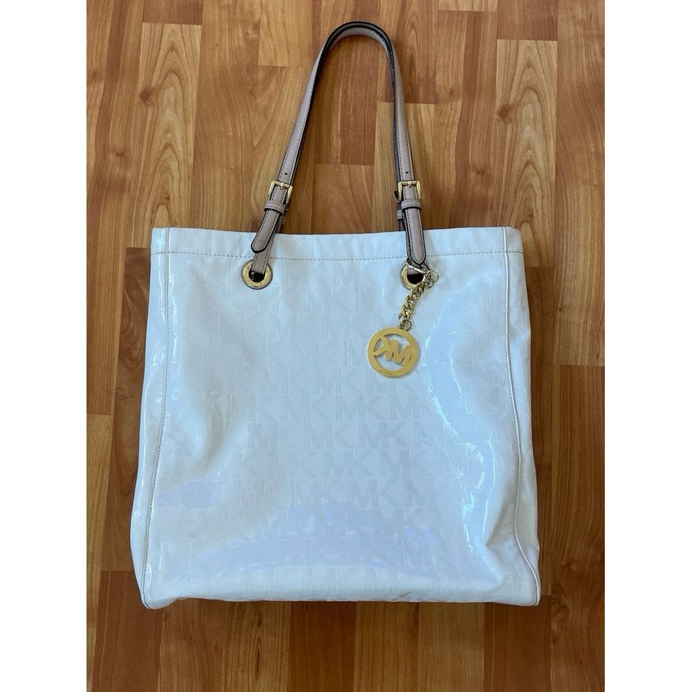 Michael Kors Jet Set‎ Glossy White MK Signature Tote Bag  Large